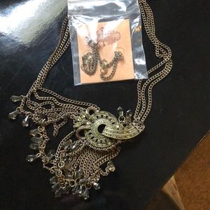 Plunder Necklace & Earring Set